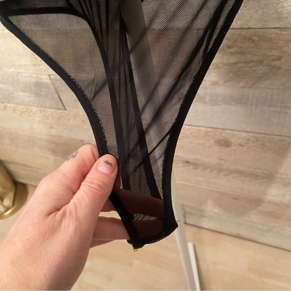 ASTR the  label women’s animal print cowl neck thong bodysuit in‎ size small - Picture 10 of 14